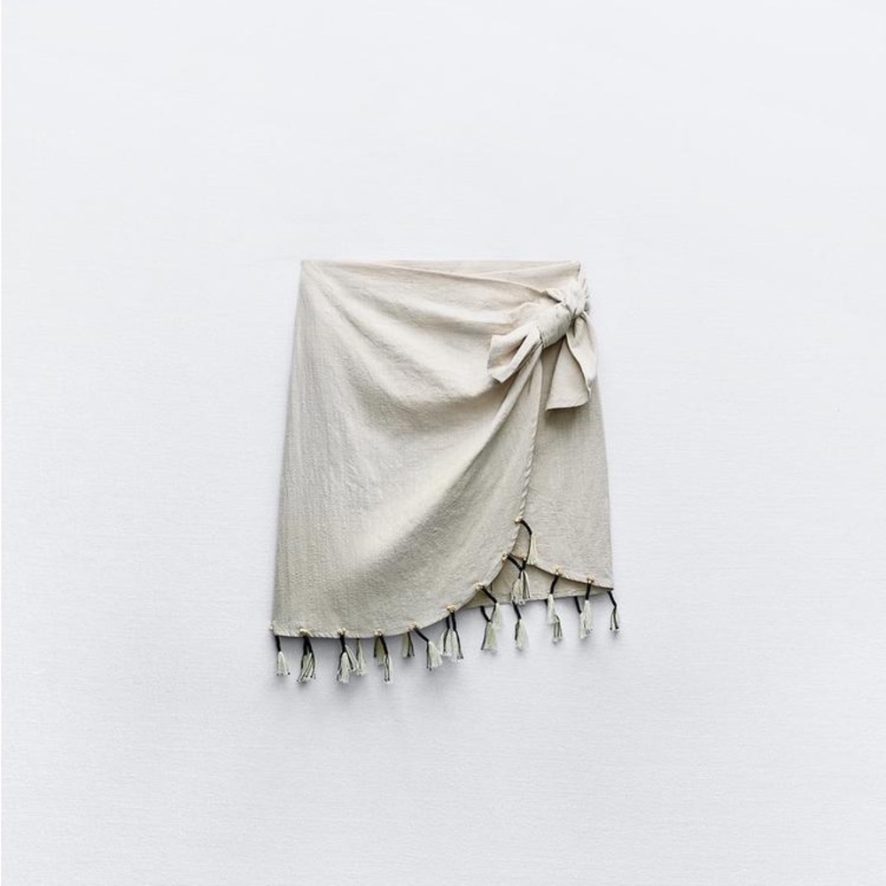 Zara Cream Mini Skirt with Tassels - NEVER WORN